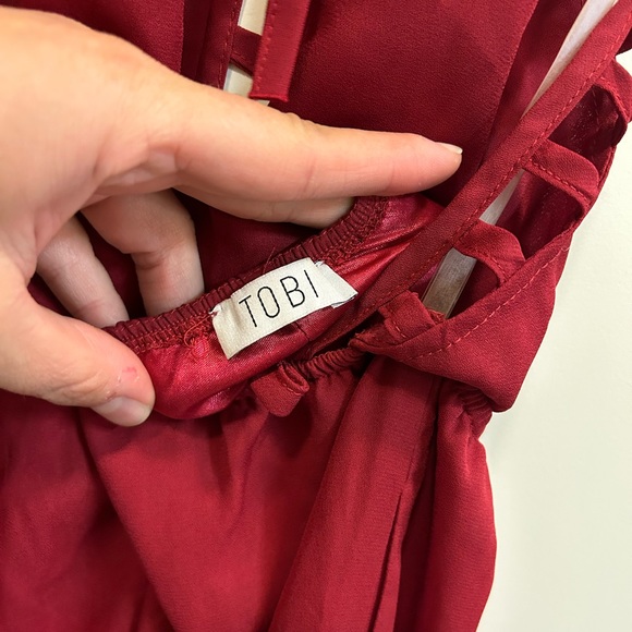 Tobi Dark Red Backless Halter Flowy Jumpsuit with Hidden Pockets - size S - Picture 4 of 5